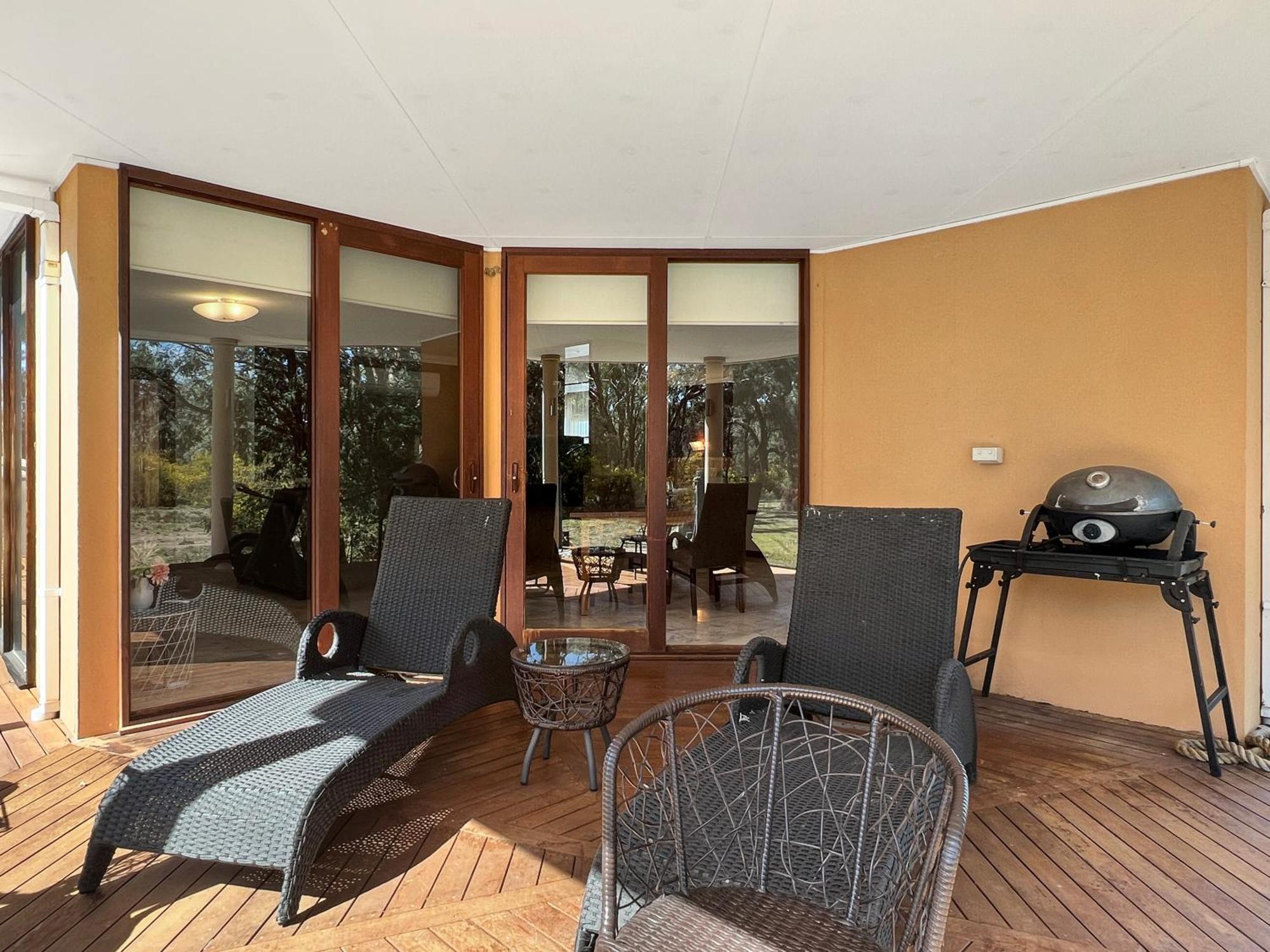 Aurora Cottages Bush Retreat Pomonal ภายนอก รูปภาพ